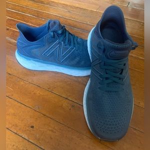 Men’s Navy Blue New Balance 1080v size 8
